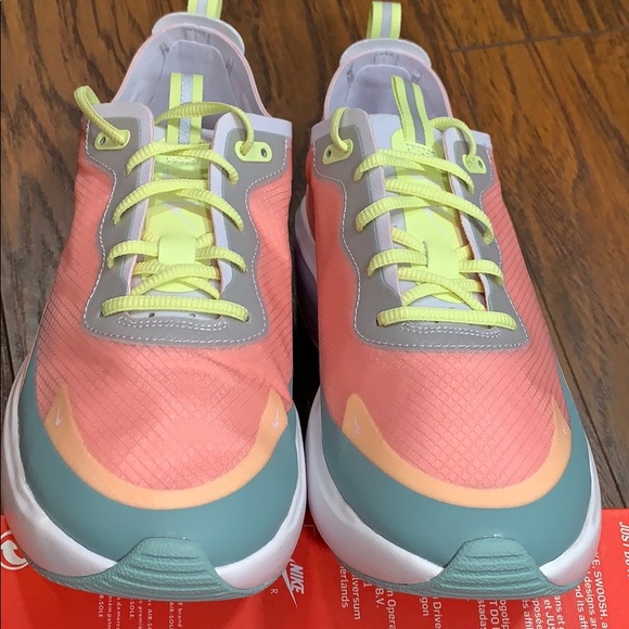 W NIKE AIR MAX DIA SE Bleached Coral/Ocean Cube - Picture 7 of 16